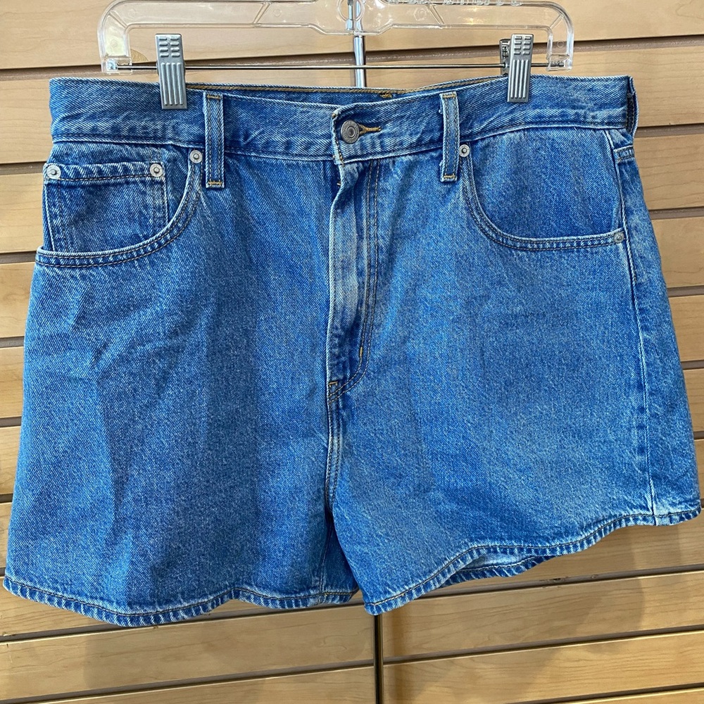 Levi’s premium high loose women’s shorts